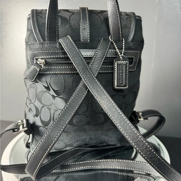 COACH Monogram Signature Jacquard Backpack EUC, NO CALLOUTS - Picture 4 of 6